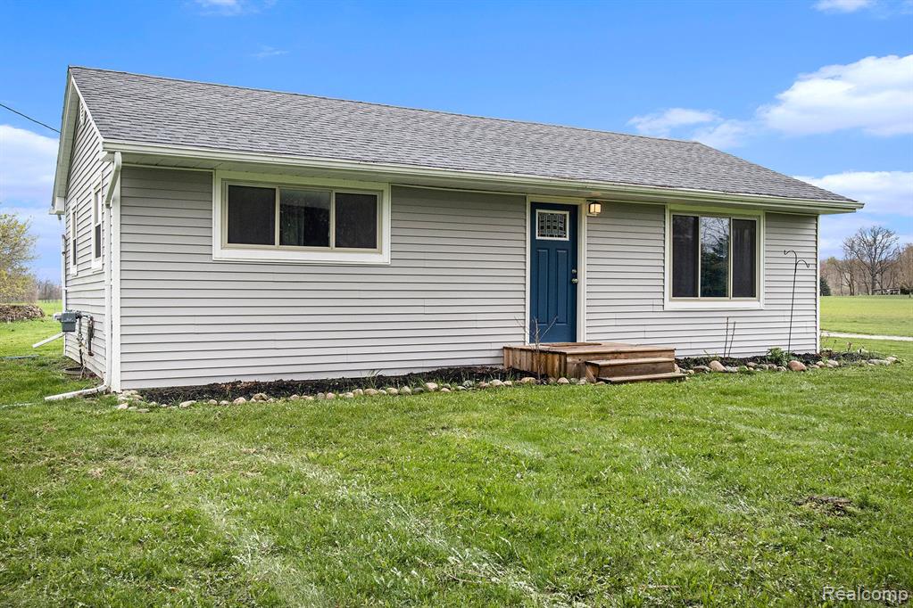 3385 East Clyde Road Howell, MI 48855 - Photo 13 of 14 Gallery Image 13