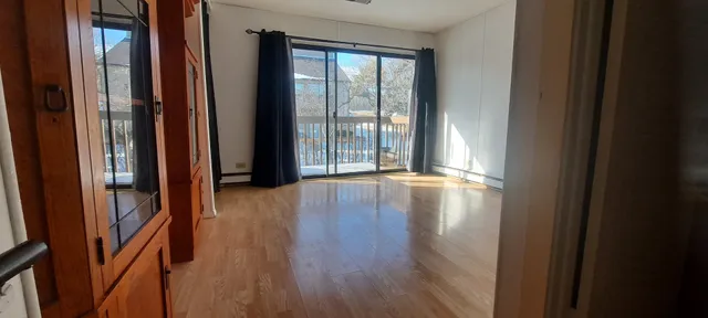 $79,900 | 23 Jamaica Colony, Unit 5, Fox Lake, IL 60020