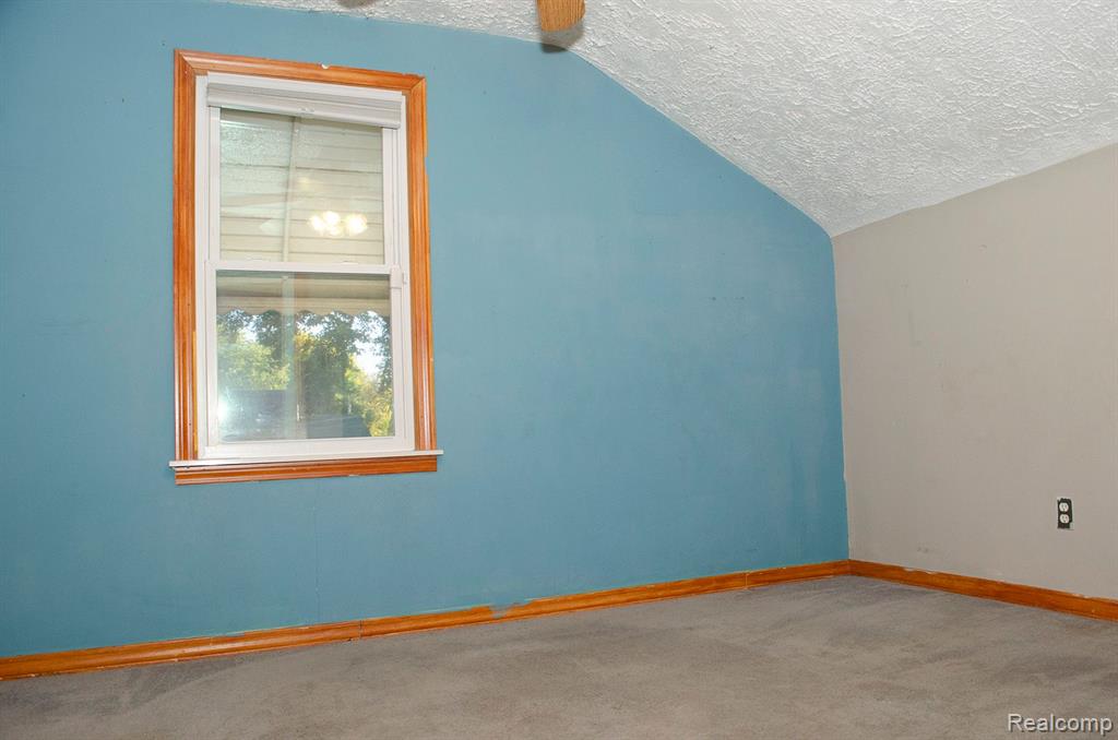 23135 Rausch Avenue Eastpointe, MI 48021 - Photo 12 of 24 Gallery Image 12