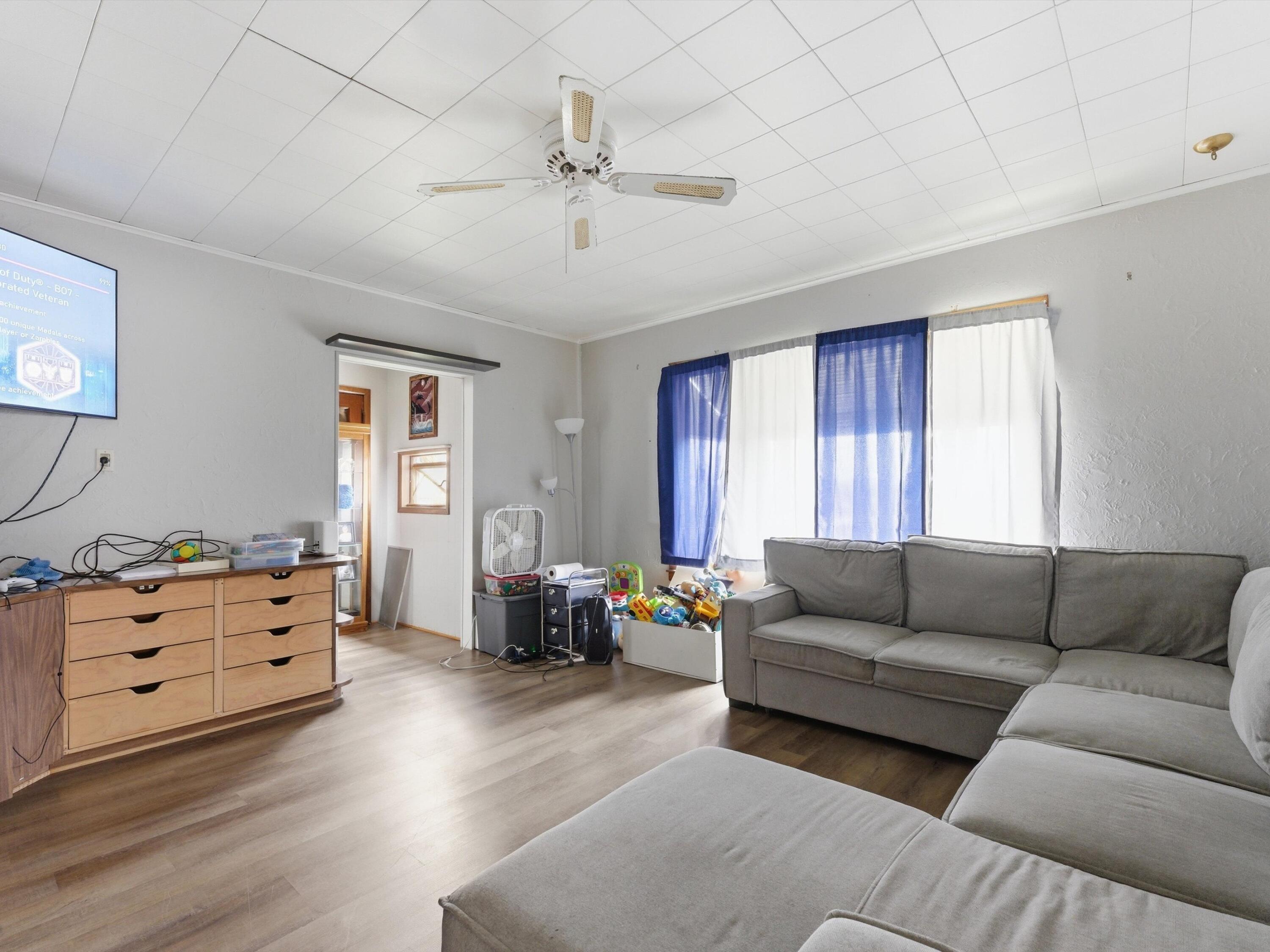 2201 Washington Street Manitowoc, WI 54220 - Photo 17 of 28 17-B-017_2947453_00424