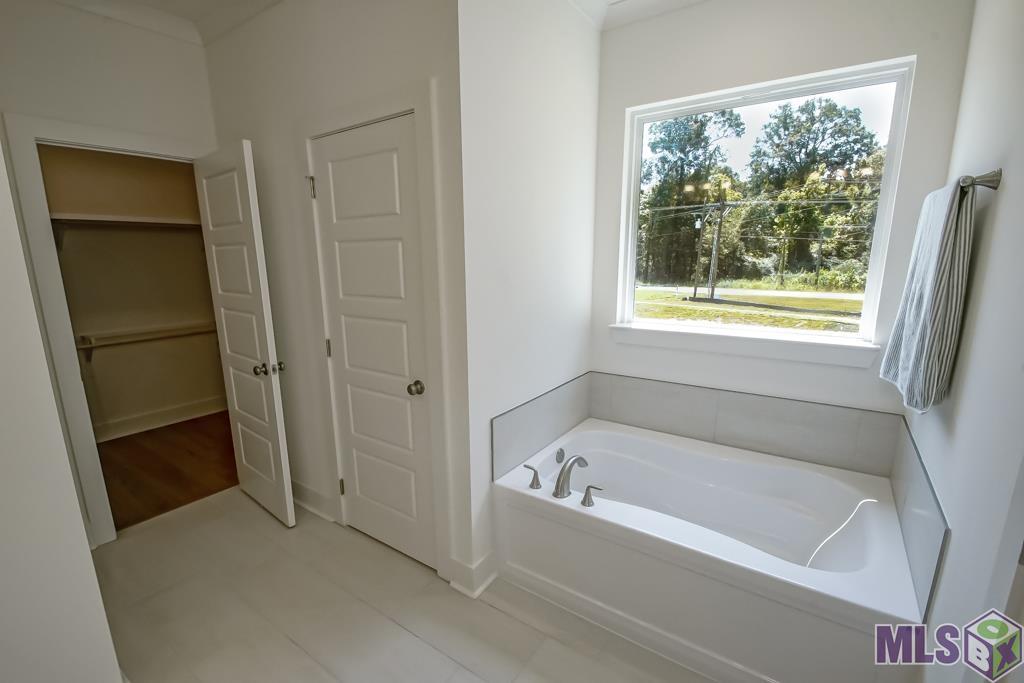 7048 Garden Hill Drive Baton Rouge, LA 70817 - Photo 21 of 37