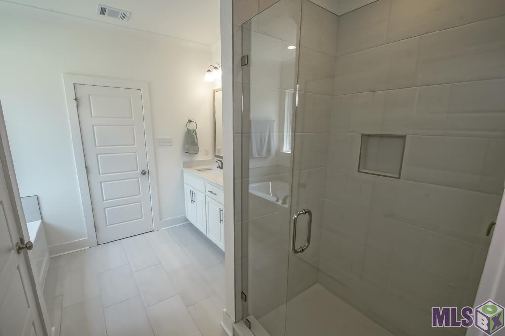 7048 Garden Hill Drive Baton Rouge, LA 70817 - Photo 23 of 37