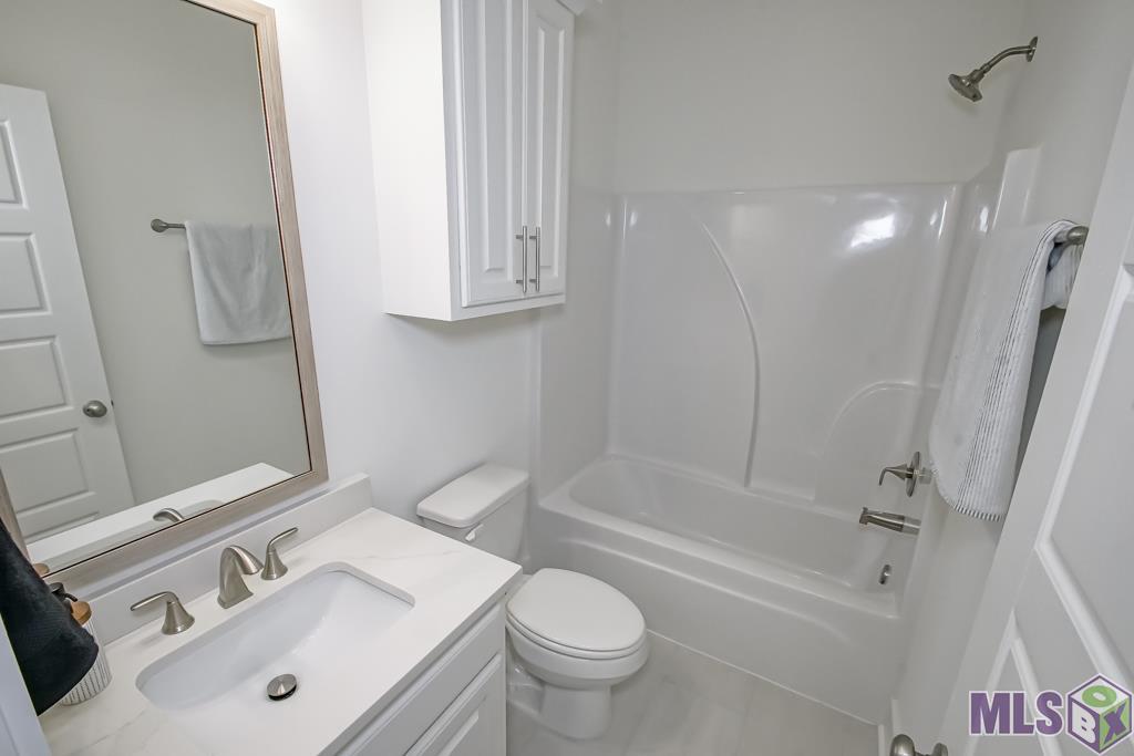 7048 Garden Hill Drive Baton Rouge, LA 70817 - Photo 28 of 37