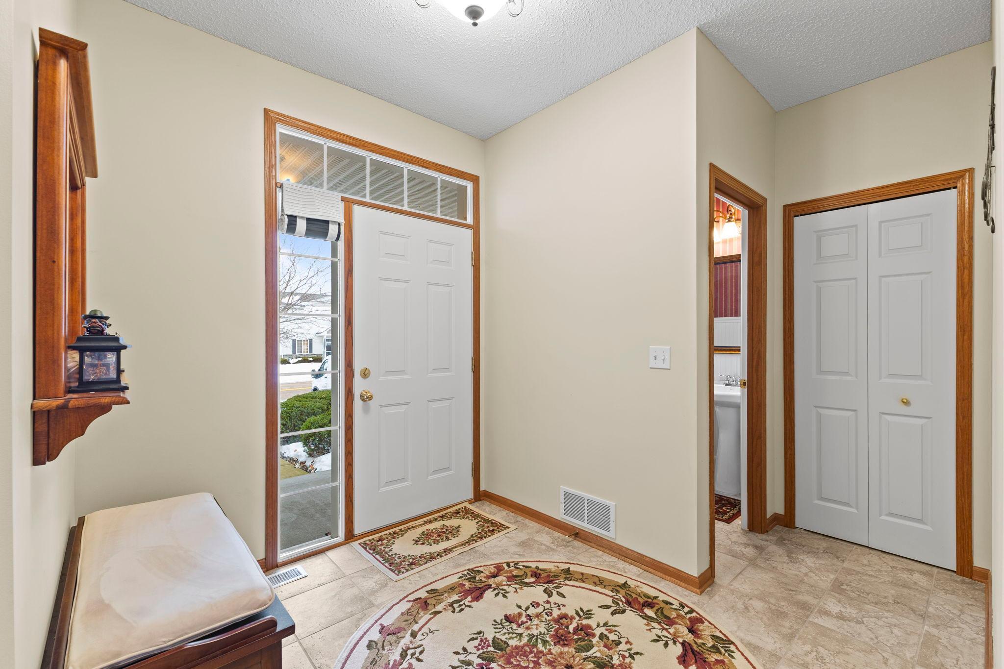 802 10th Street South Buffalo, MN 55313 - Photo 4 of 57