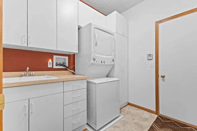 $400,000 | 802 10th Street South, Buffalo, MN 55313