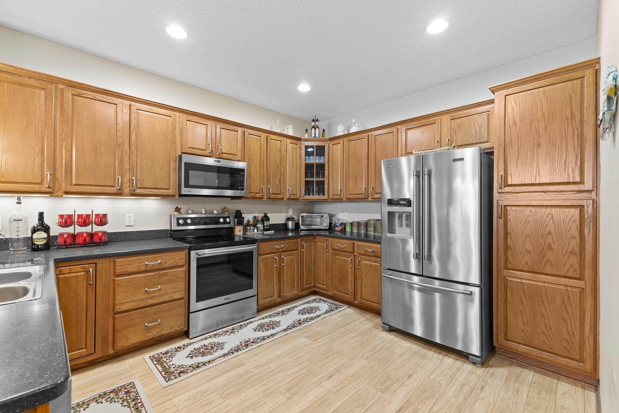 802 10th Street South Buffalo, MN 55313 - Photo 10 of 57