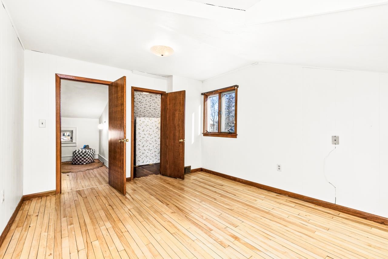 1107 East 6th Street Superior, WI 54880 - Photo 28 of 34