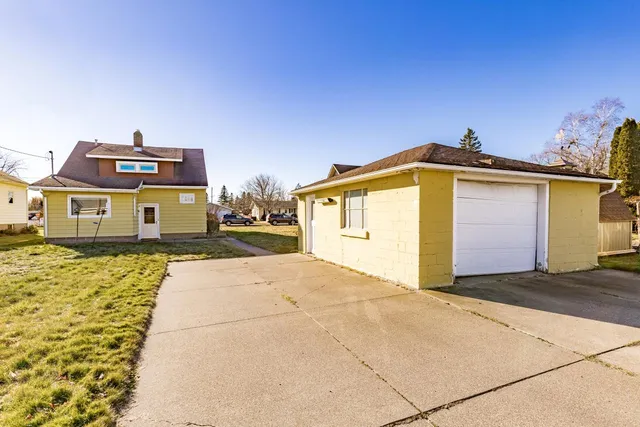 $229,900 | 1107 East 6th Street, Superior, WI 54880