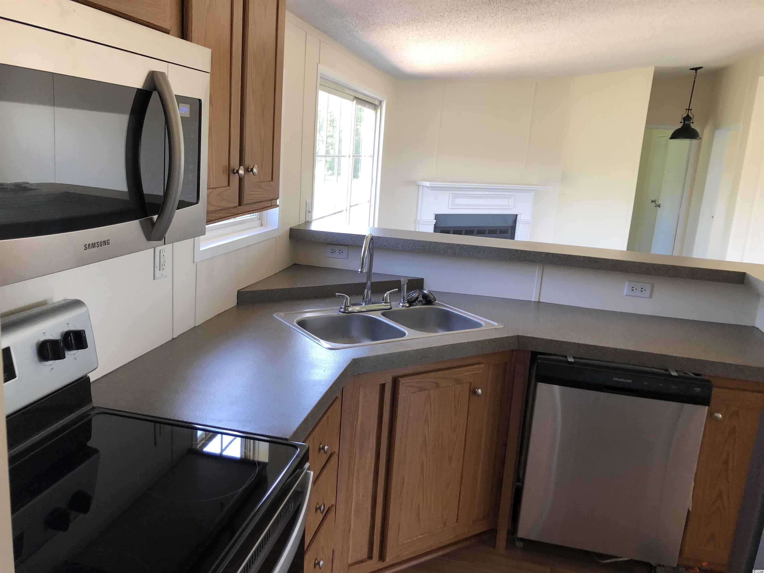 3373 Fries Bay Road Loris, SC 29569 - Photo 7 of 12