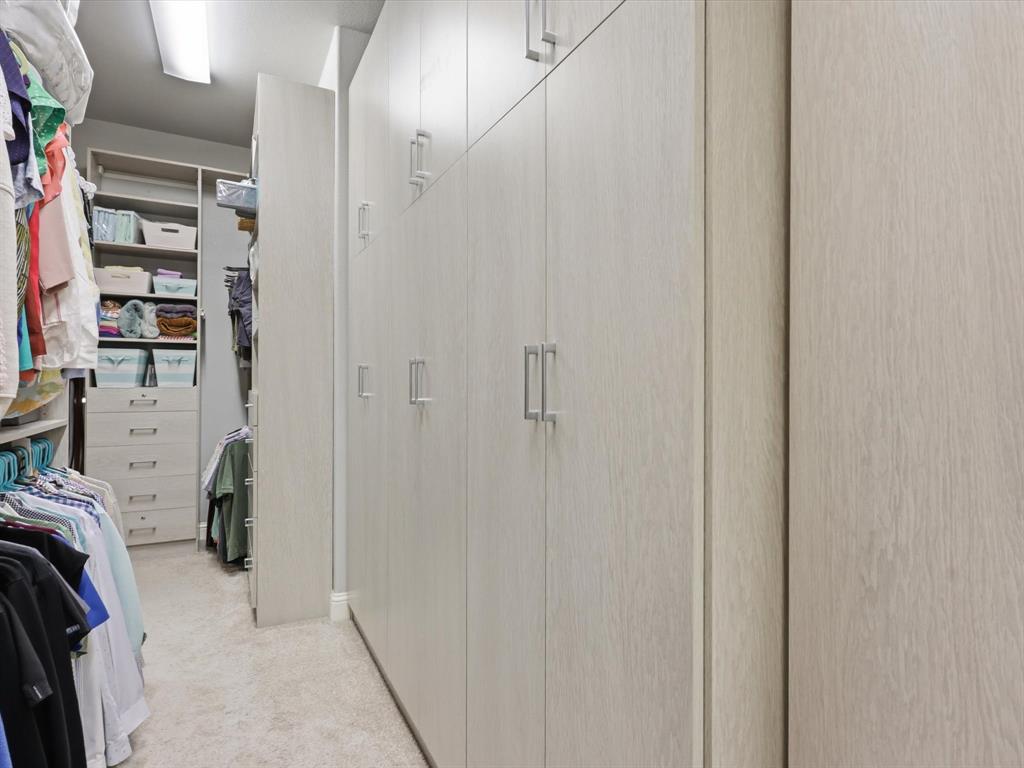 2724 Dames Lane Irving, TX 75063 - Photo 20 of 35 Custom California Closet System
