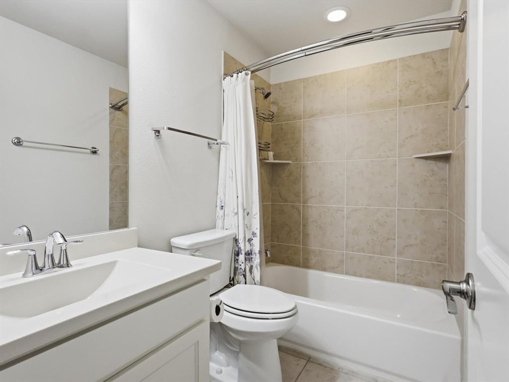 2724 Dames Lane Irving, TX 75063 - Photo 28 of 35