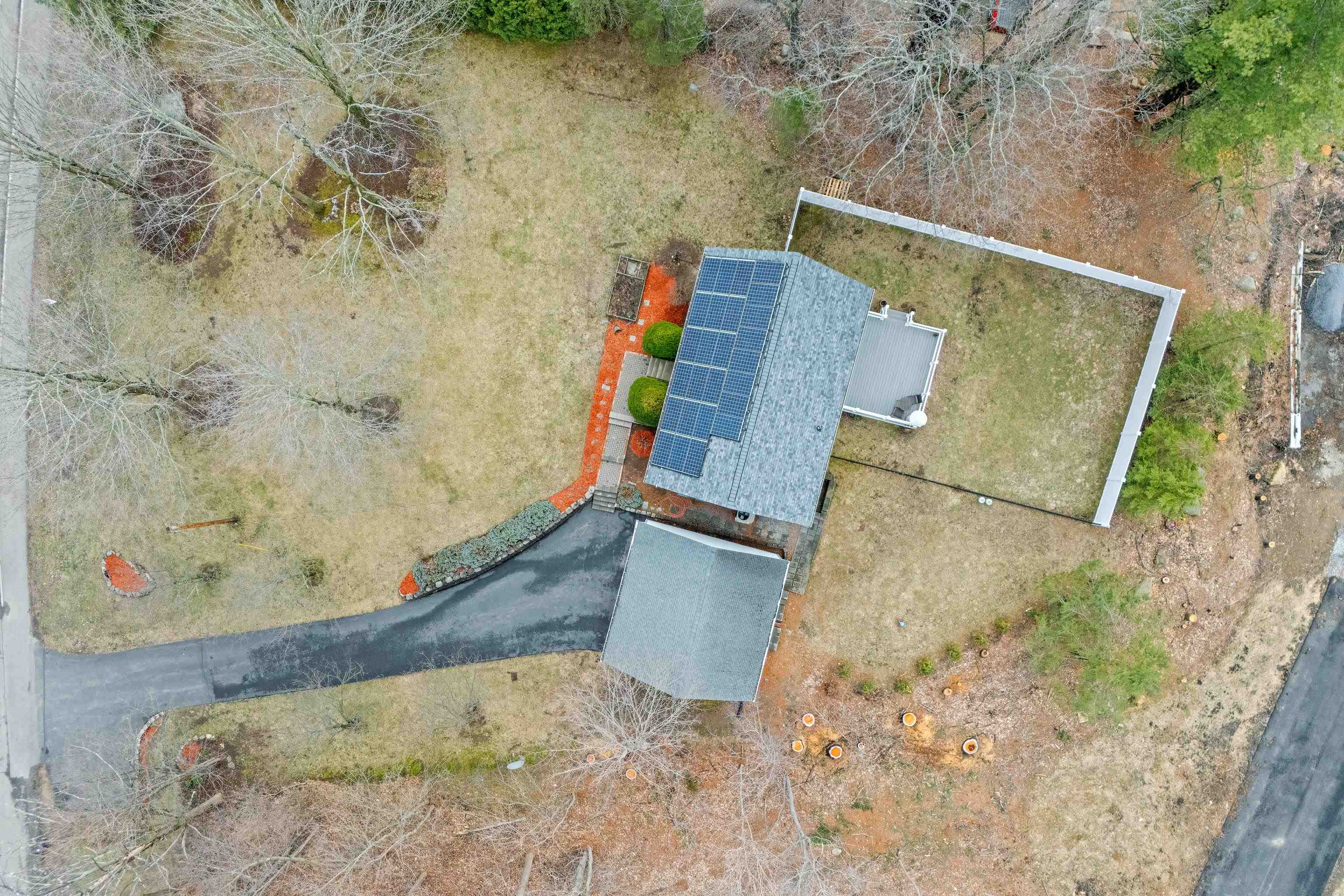 3 Kendall Pond Road Derry, NH 03038 - Photo 5 of 44 Gallery Image 5