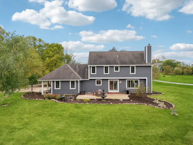 $699,900 | S91W31622 Mary's Court, Mukwonago, WI 53149