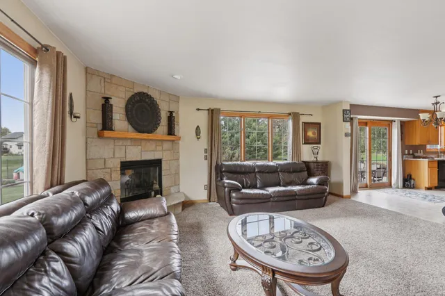 $699,900 | S91W31622 Mary's Court, Mukwonago, WI 53149