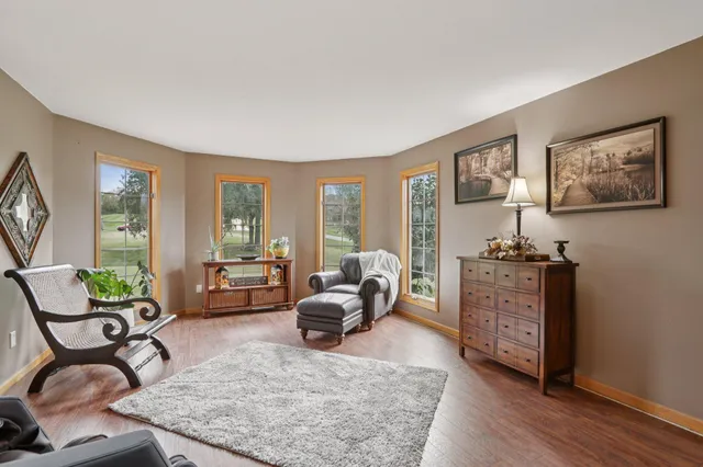 $699,900 | S91W31622 Mary's Court, Mukwonago, WI 53149