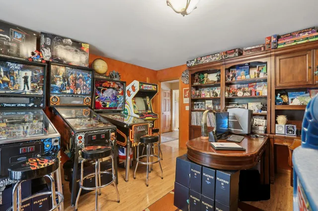 $699,900 | S91W31622 Mary's Court, Mukwonago, WI 53149