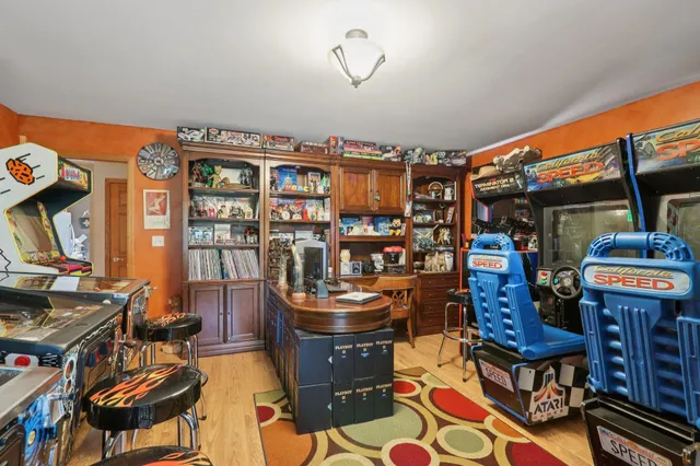 $699,900 | S91W31622 Mary's Court, Mukwonago, WI 53149