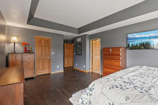 $699,900 | S91W31622 Mary's Court, Mukwonago, WI 53149