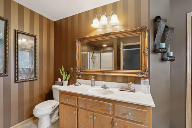 $699,900 | S91W31622 Mary's Court, Mukwonago, WI 53149