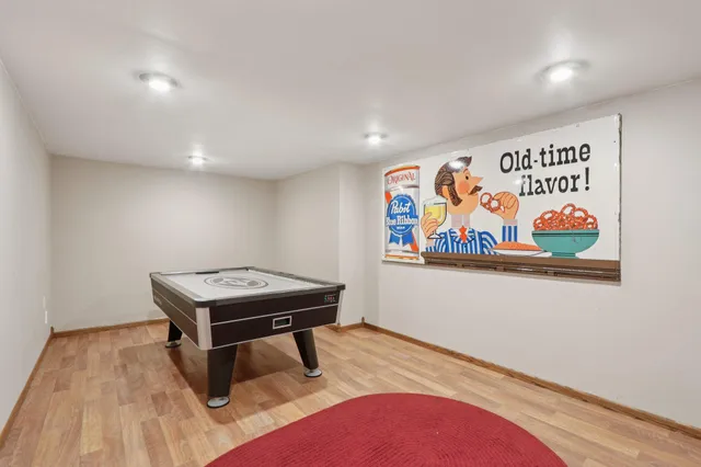 $699,900 | S91W31622 Mary's Court, Mukwonago, WI 53149