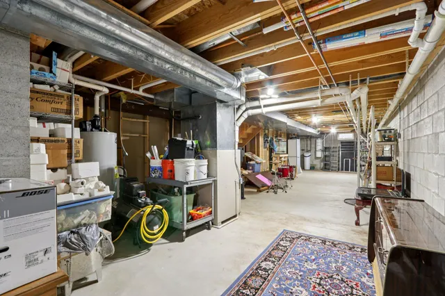 $699,900 | S91W31622 Mary's Court, Mukwonago, WI 53149