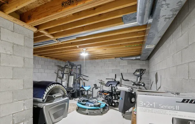 $699,900 | S91W31622 Mary's Court, Mukwonago, WI 53149