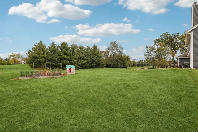 $699,900 | S91W31622 Mary's Court, Mukwonago, WI 53149