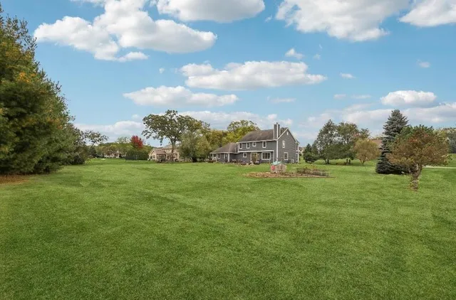 $699,900 | S91W31622 Mary's Court, Mukwonago, WI 53149