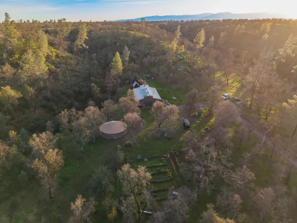 $249,900 | 14991 Lower Coal Pit Drive, Igo, CA 96047