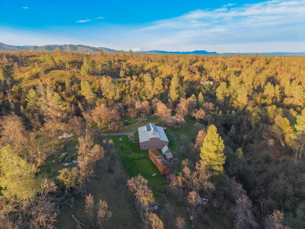 $249,900 | 14991 Lower Coal Pit Drive, Igo, CA 96047