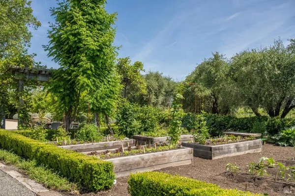$19,950,000 | 900 Rutherford Road, St. Helena, CA 94574