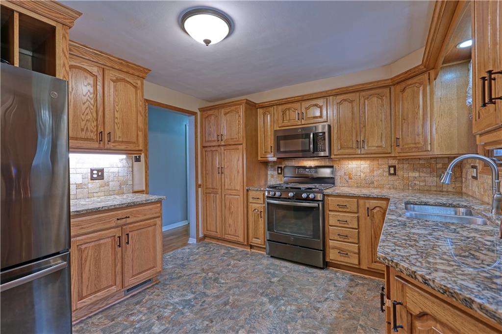 5645 Dutch Ridge Road Beaver, PA 15009 - Photo 8 of 29