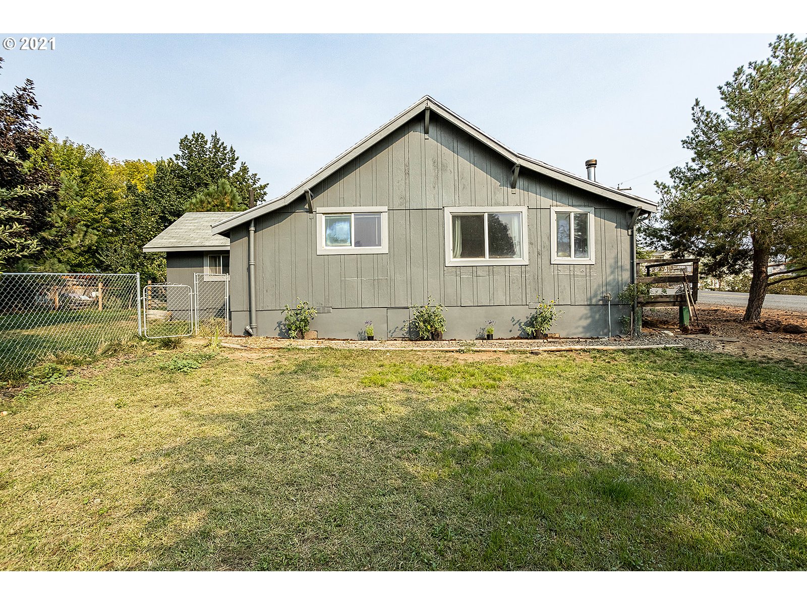 660 Northeast 1st Street Dufur, OR 97021 - Photo 23 of 31 Gallery Image 23