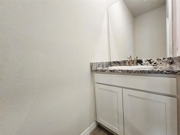 $2,800 | 611 160th Street East, Bradenton, FL 34212