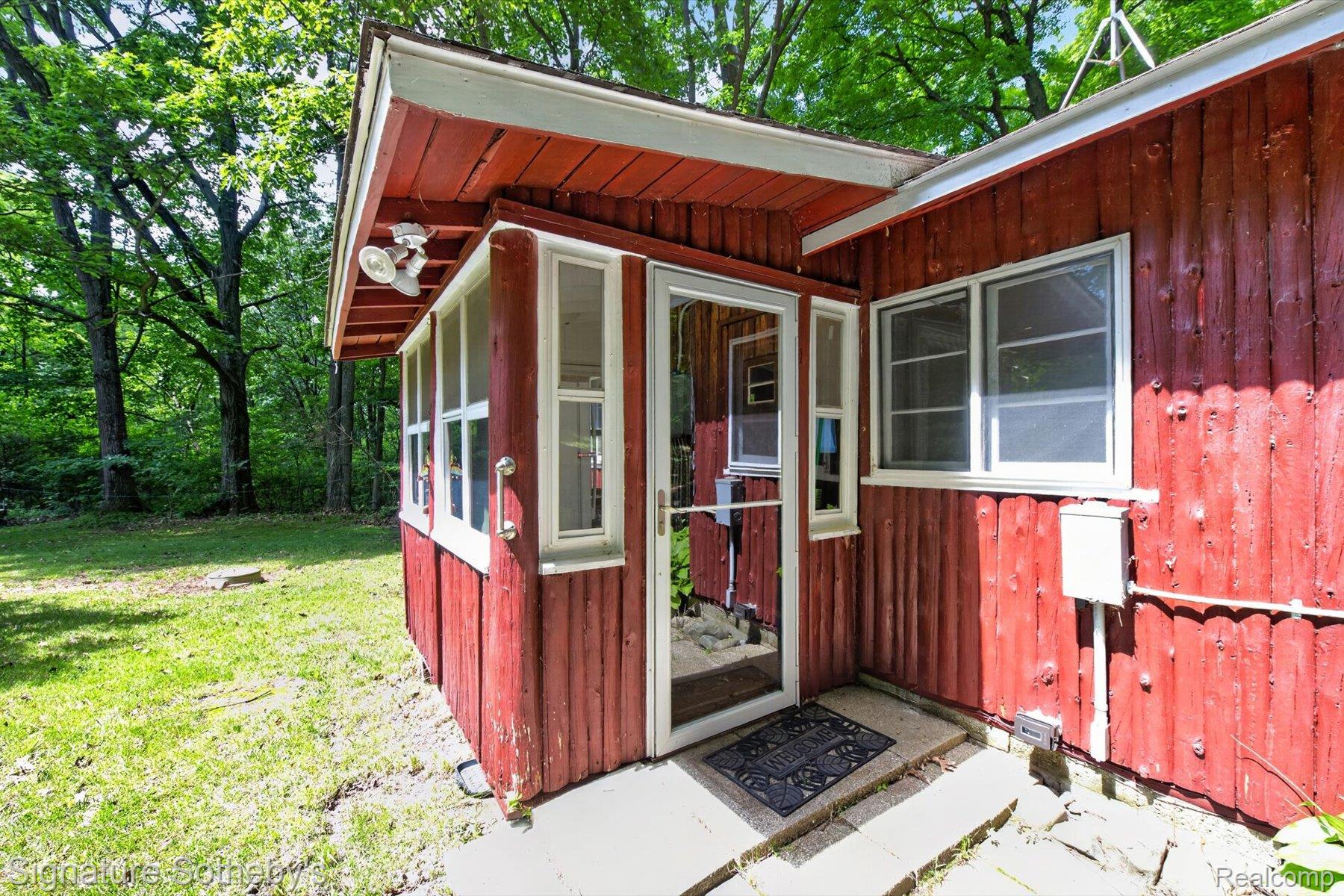 12200-130 Hadley Road Gregory, MI 48137 - Photo 43 of 55 08-12200-Hadley-Rd-Gregory-MI-48137-WindowStill.jpg