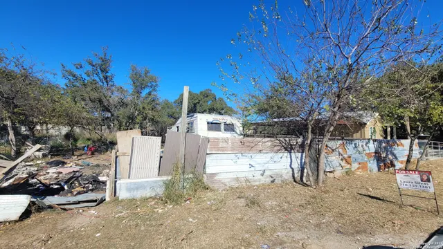 $45,000 | 126 Viewpoint Drive, Poteet, TX 78065