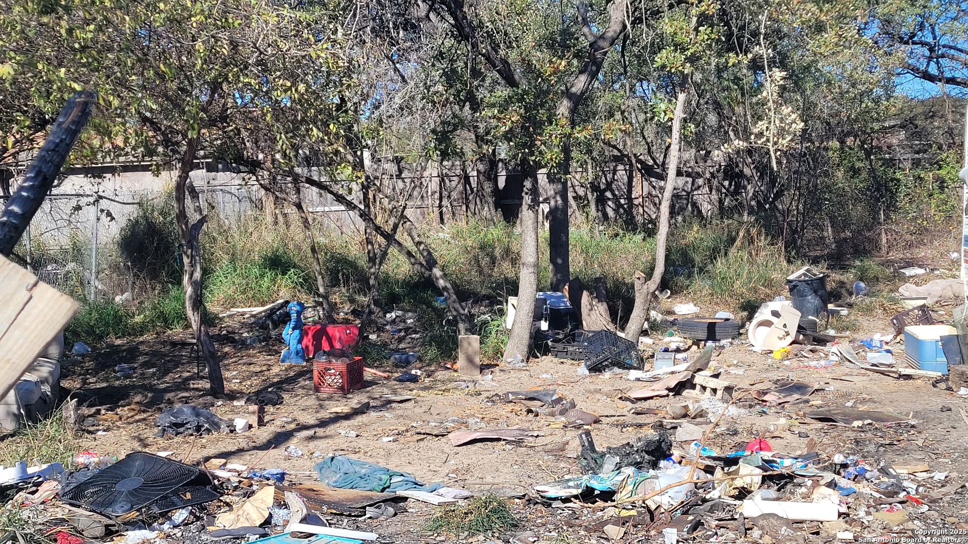 126 Viewpoint Drive Poteet, TX 78065 - Photo 3 of 6 a view of a backyard of the house