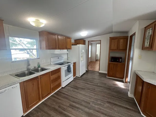 $2,000 | 35303 Southwest 180th Avenue, Unit 399, Homestead, FL 33034