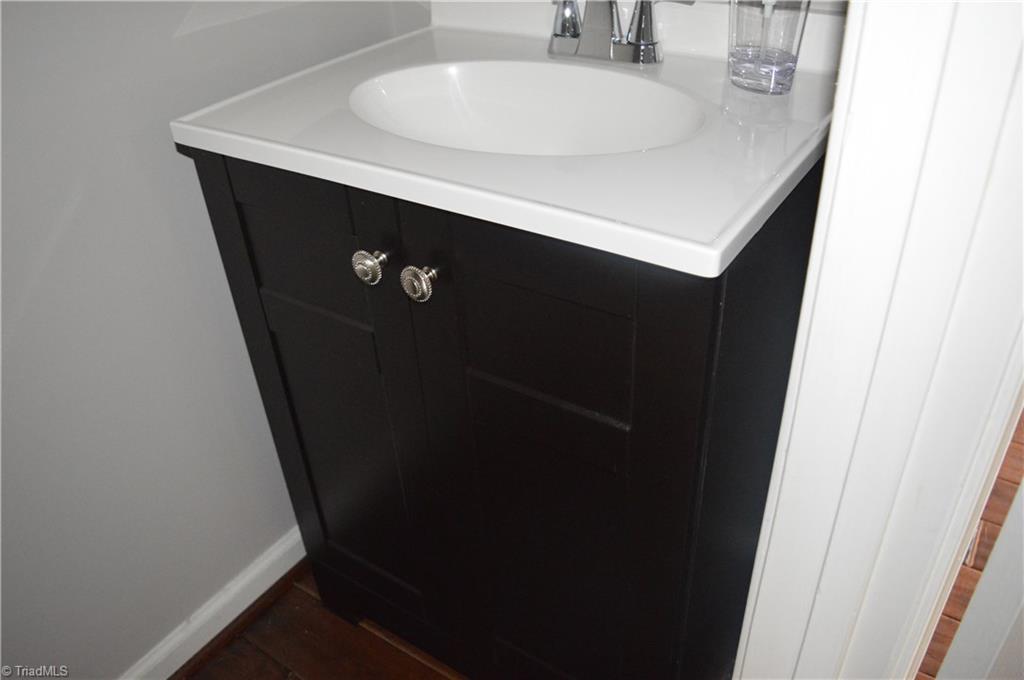 7546 Strawberry Road Summerfield, NC 27358 - Photo 15 of 26 Gallery Image 15