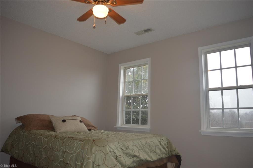 7546 Strawberry Road Summerfield, NC 27358 - Photo 17 of 26 Gallery Image 17