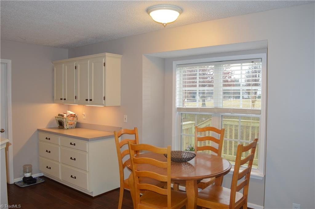 7546 Strawberry Road Summerfield, NC 27358 - Photo 6 of 26 Gallery Image 6