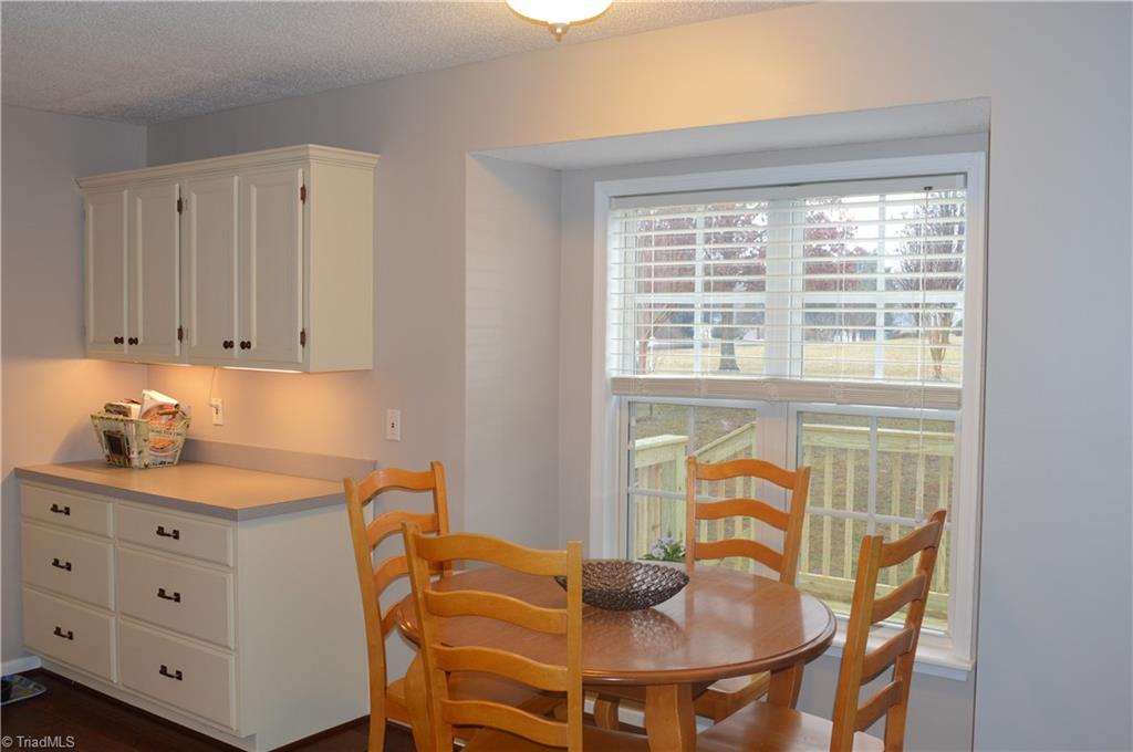 7546 Strawberry Road Summerfield, NC 27358 - Photo 7 of 26 Gallery Image 7