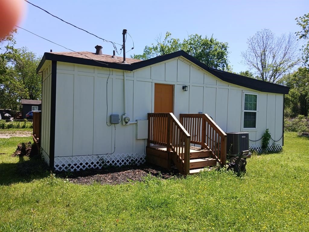 15519 Highway 6 Santa Fe, TX 77517 - Photo 2 of 14