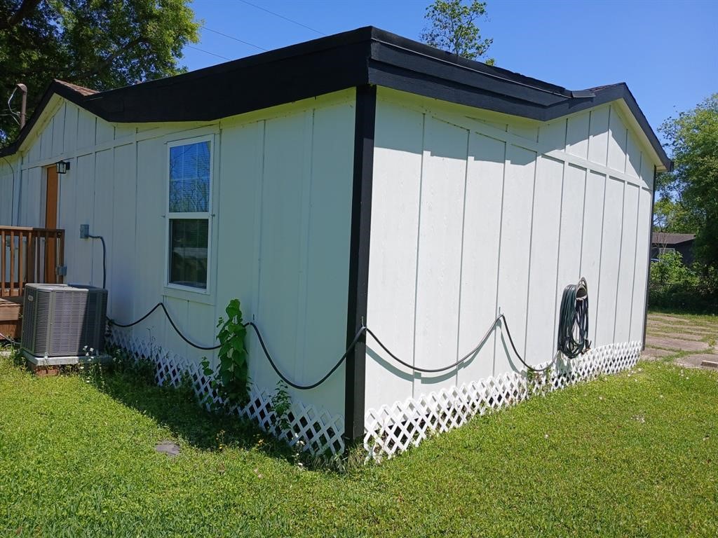 15519 Highway 6 Santa Fe, TX 77517 - Photo 3 of 14