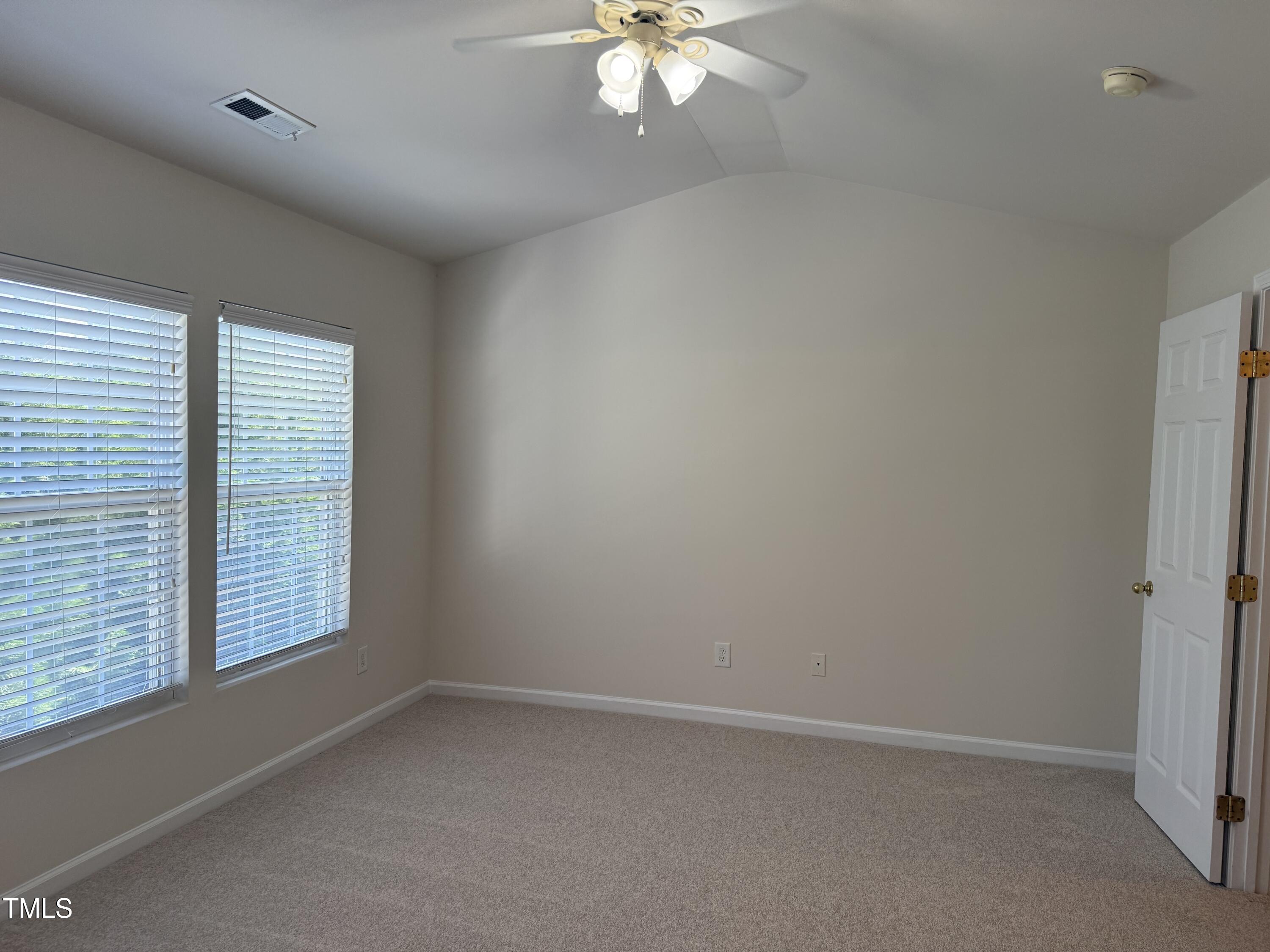 8125 Rhiannon Road Raleigh, NC 27613 - Photo 22 of 36 IMG_2621