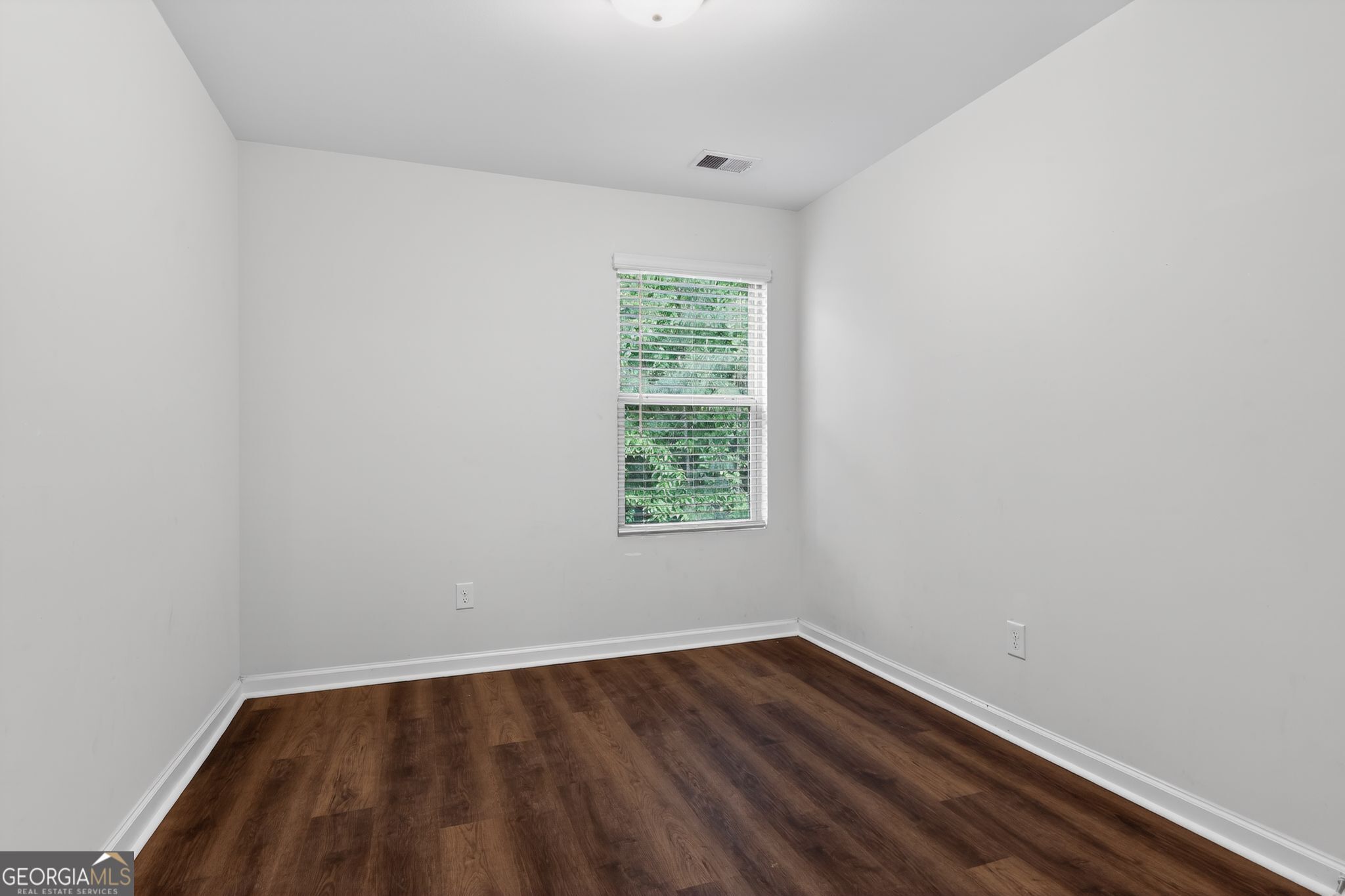 3122 Meadowstone Lane Southwest Atlanta, GA 30331 - Photo 11 of 18
