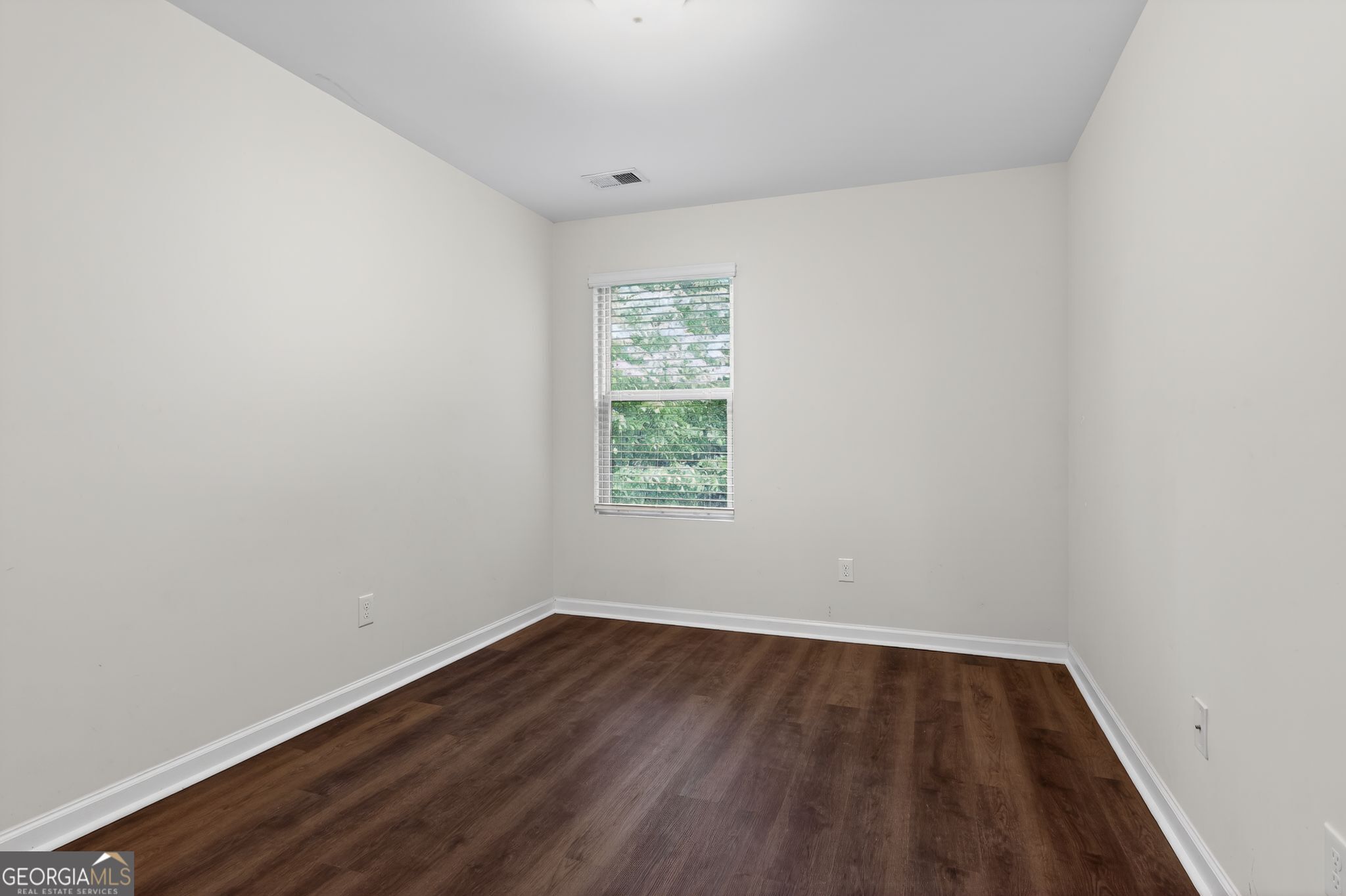 3122 Meadowstone Lane Southwest Atlanta, GA 30331 - Photo 12 of 18