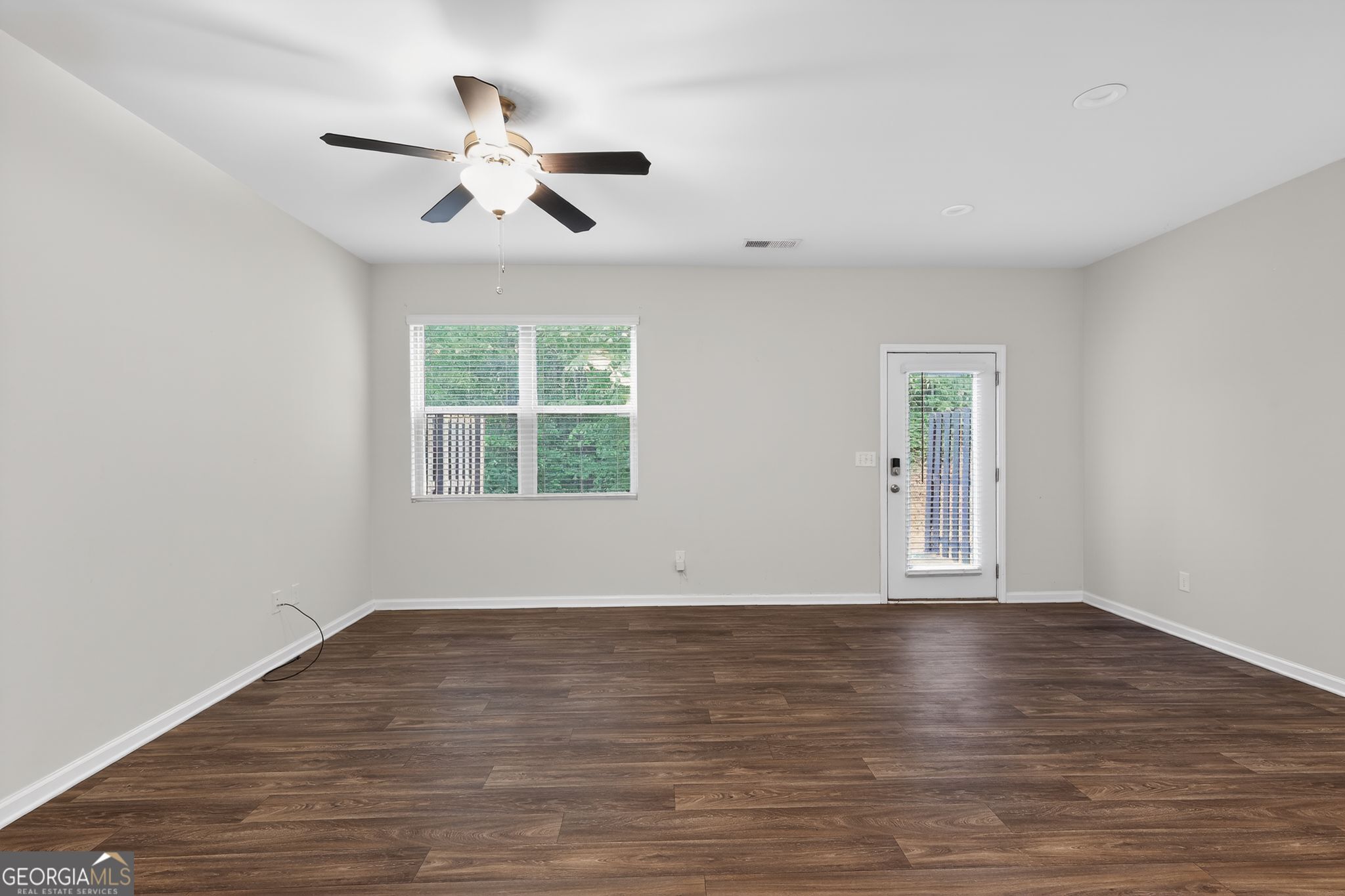 3122 Meadowstone Lane Southwest Atlanta, GA 30331 - Photo 6 of 18