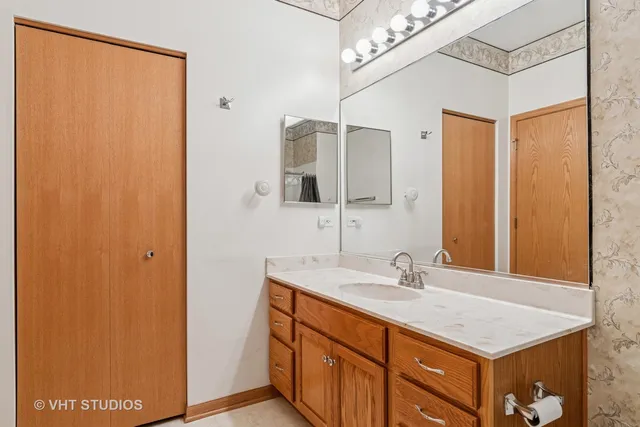 $334,000 | 21144 Buckeye Court, Plainfield, IL 60544