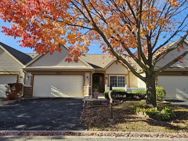 $334,000 | 21144 Buckeye Court, Plainfield, IL 60544